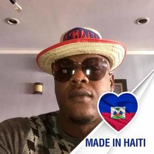 Meet your Posher, Jhonattan